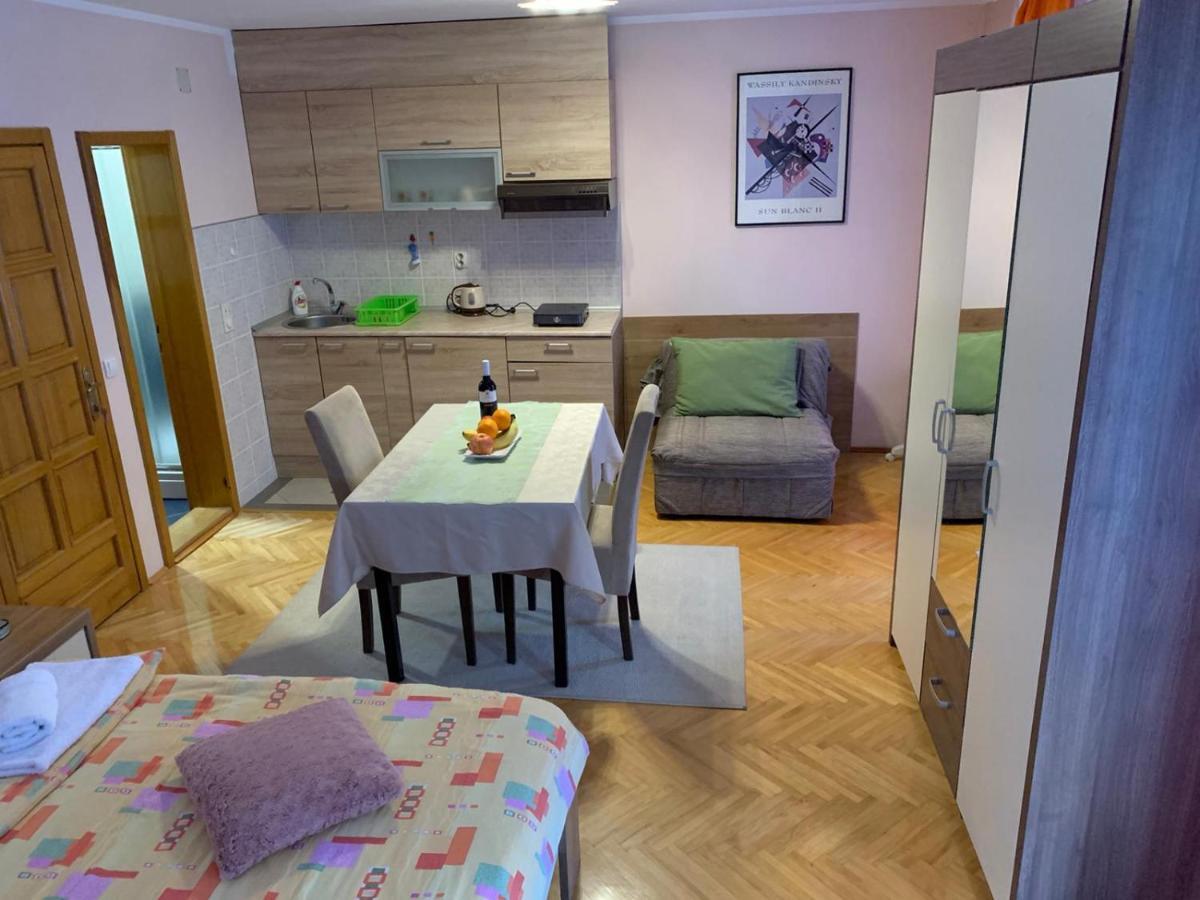 Apartmani Micic Vrnjačka Banja Eksteriør billede